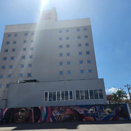 Ibis Montes Claros Shopping Hotel Exterior photo