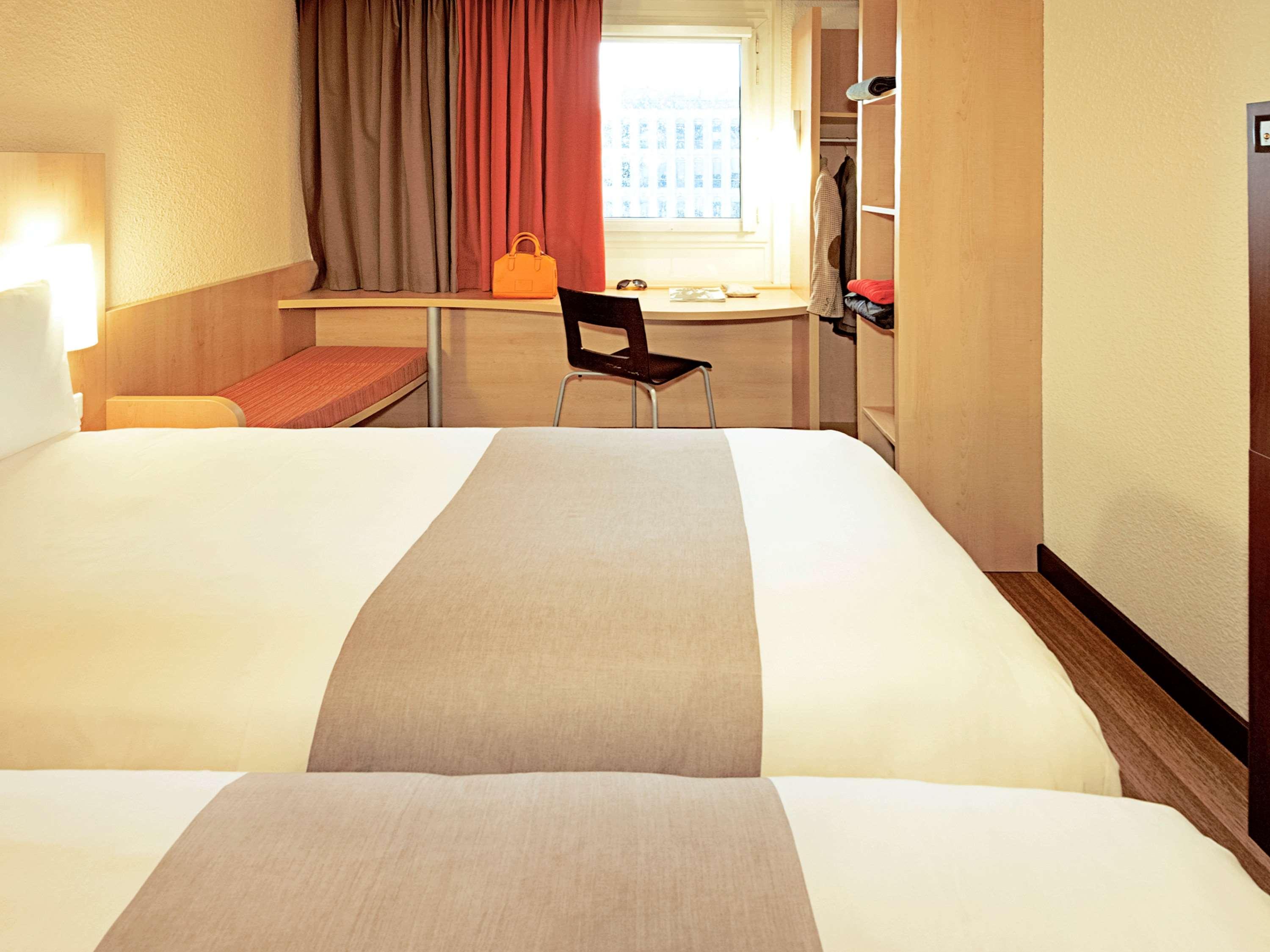 Ibis Montes Claros Shopping Hotel Exterior photo