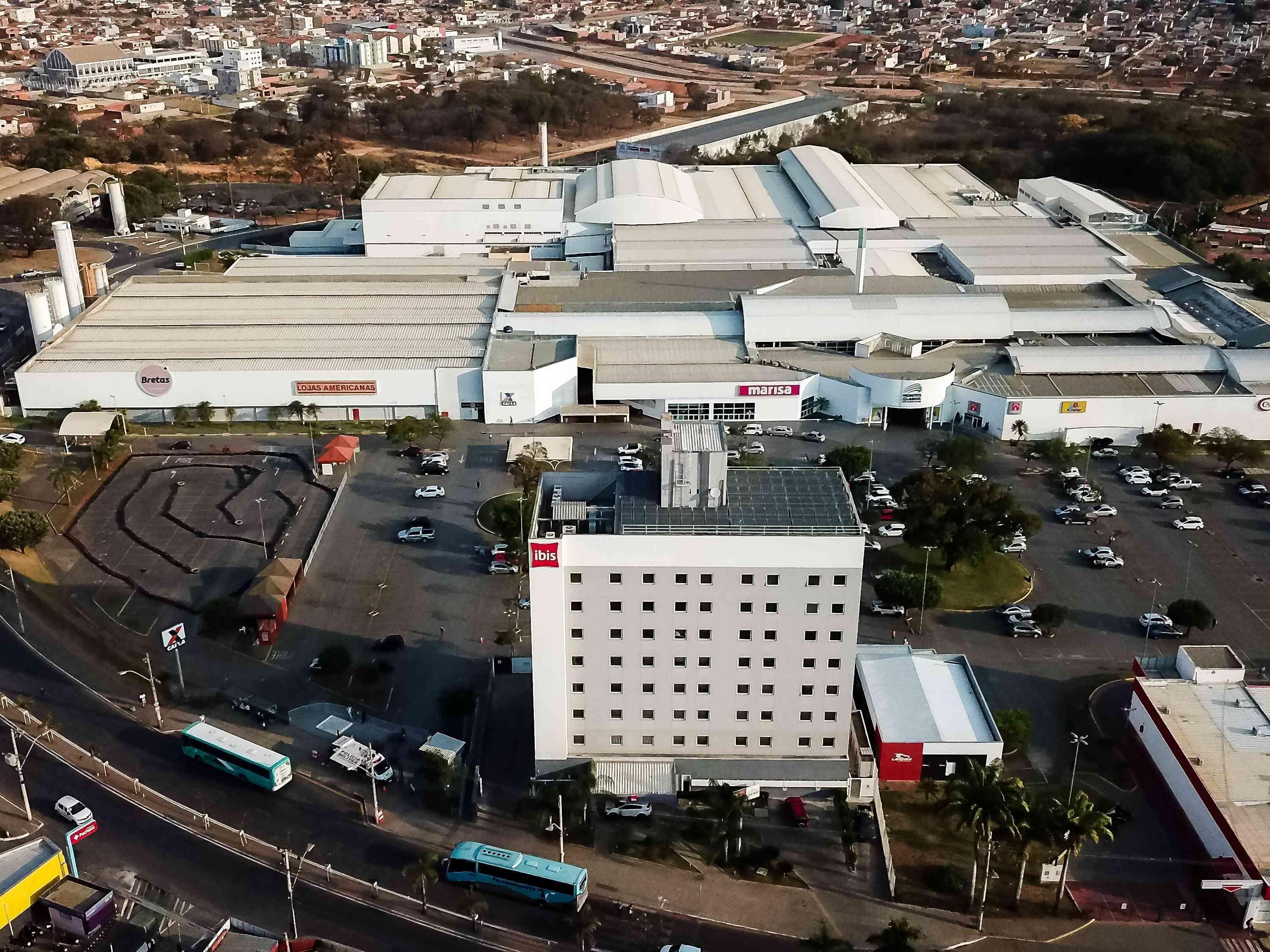 Ibis Montes Claros Shopping Hotel Exterior photo