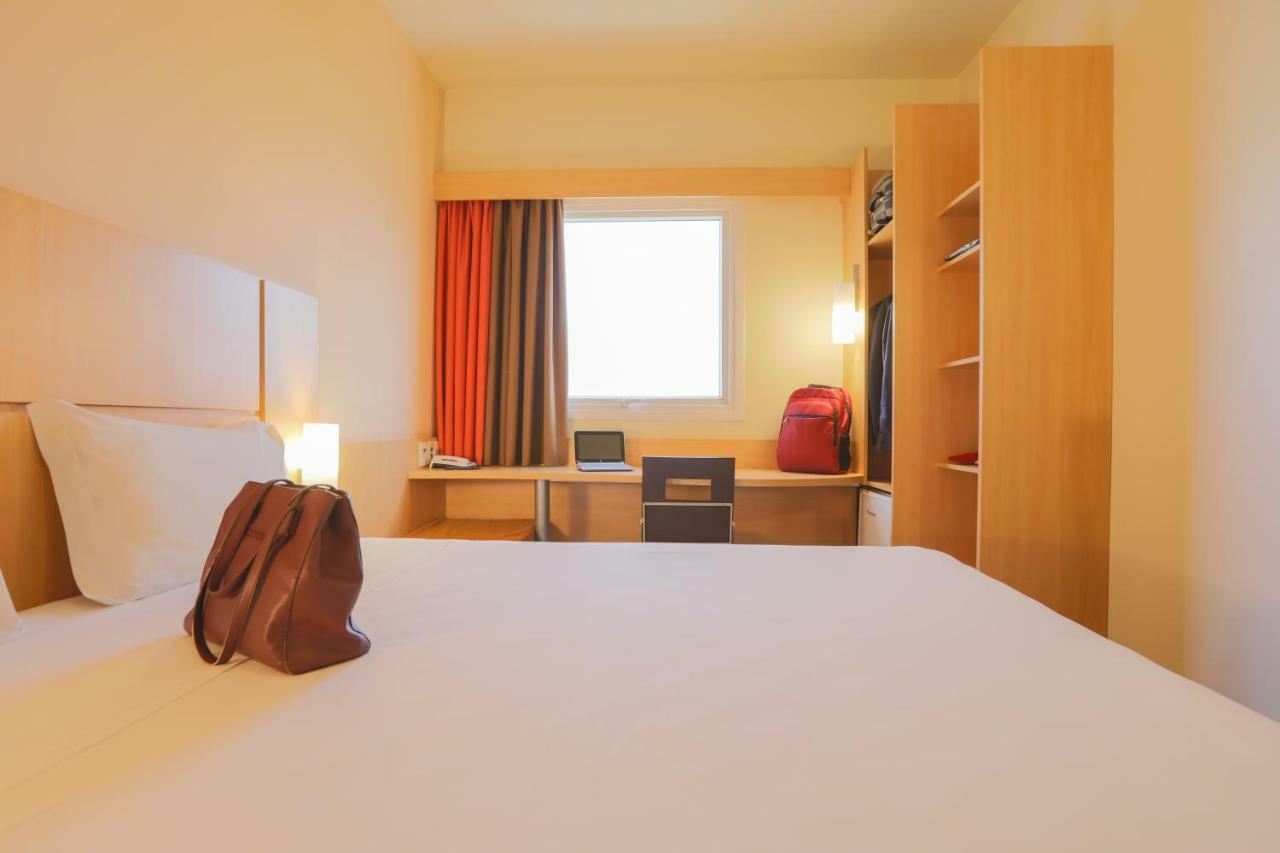 Ibis Montes Claros Shopping Hotel Exterior photo