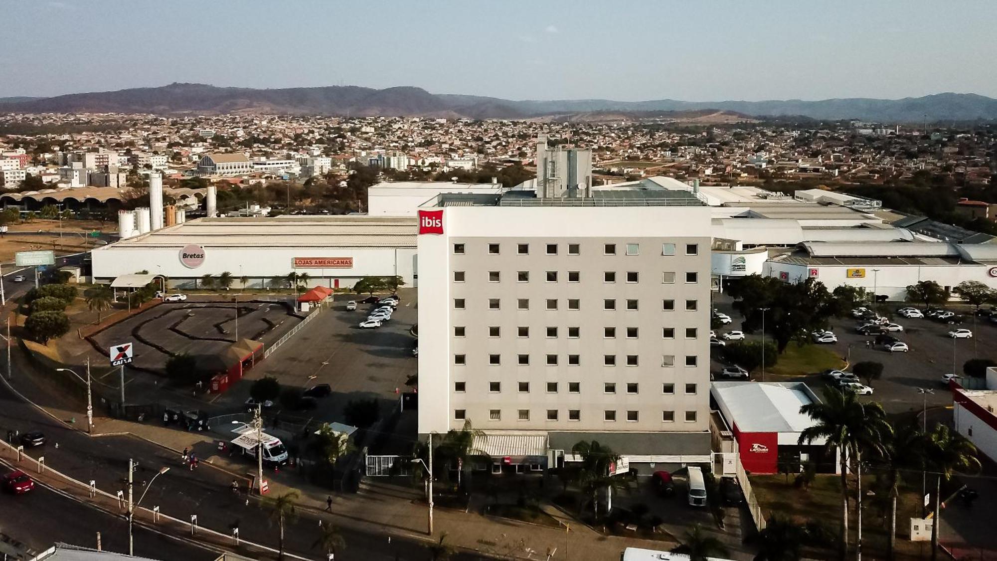 Ibis Montes Claros Shopping Hotel Exterior photo