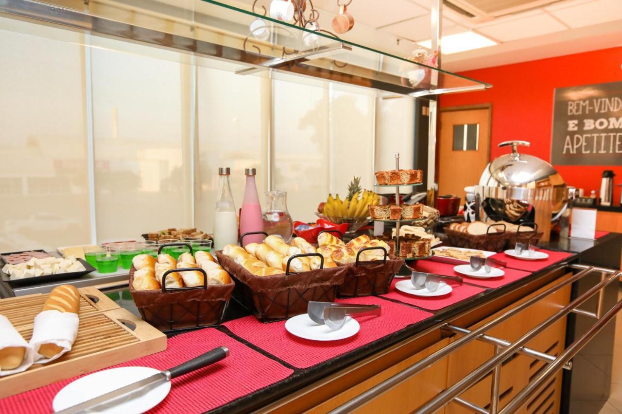 Ibis Montes Claros Shopping Hotel Exterior photo